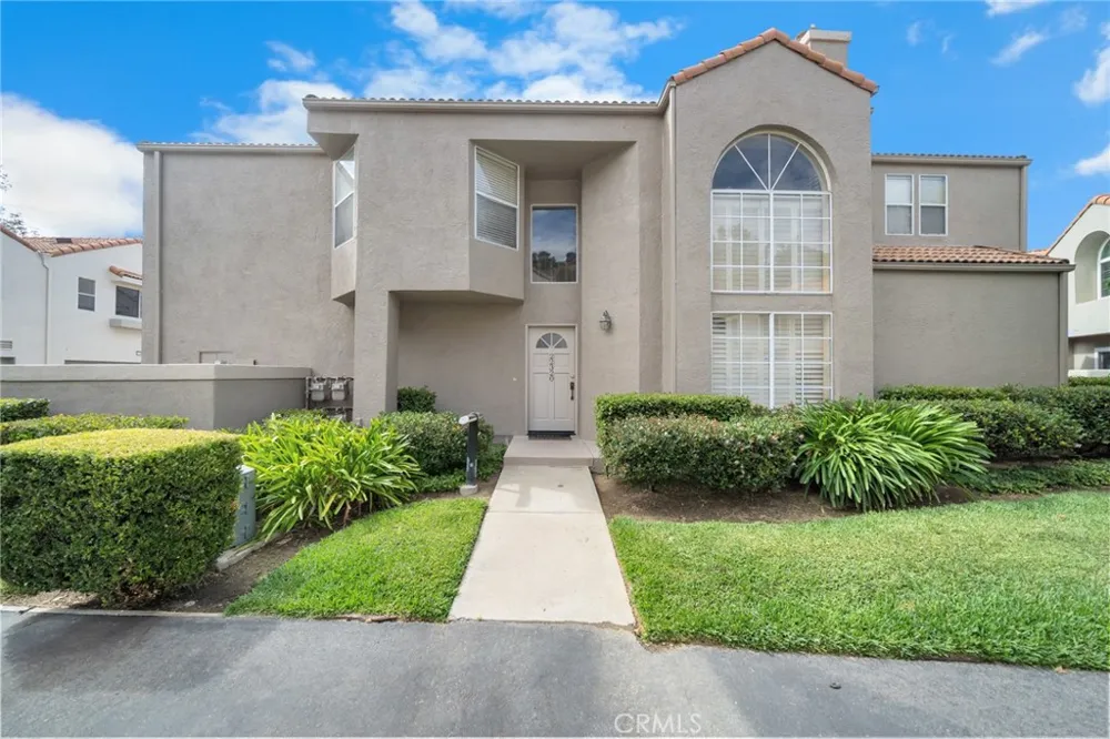 22320 Mission Circle #92 Chatsworth, CA 91311