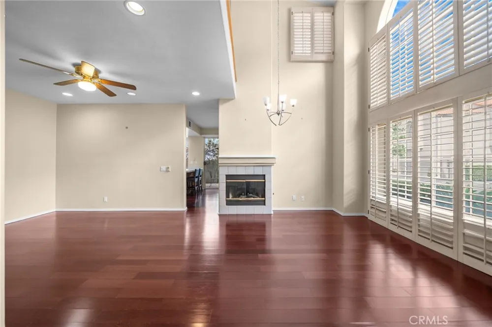 22320 Mission Circle #92 Chatsworth, CA 91311