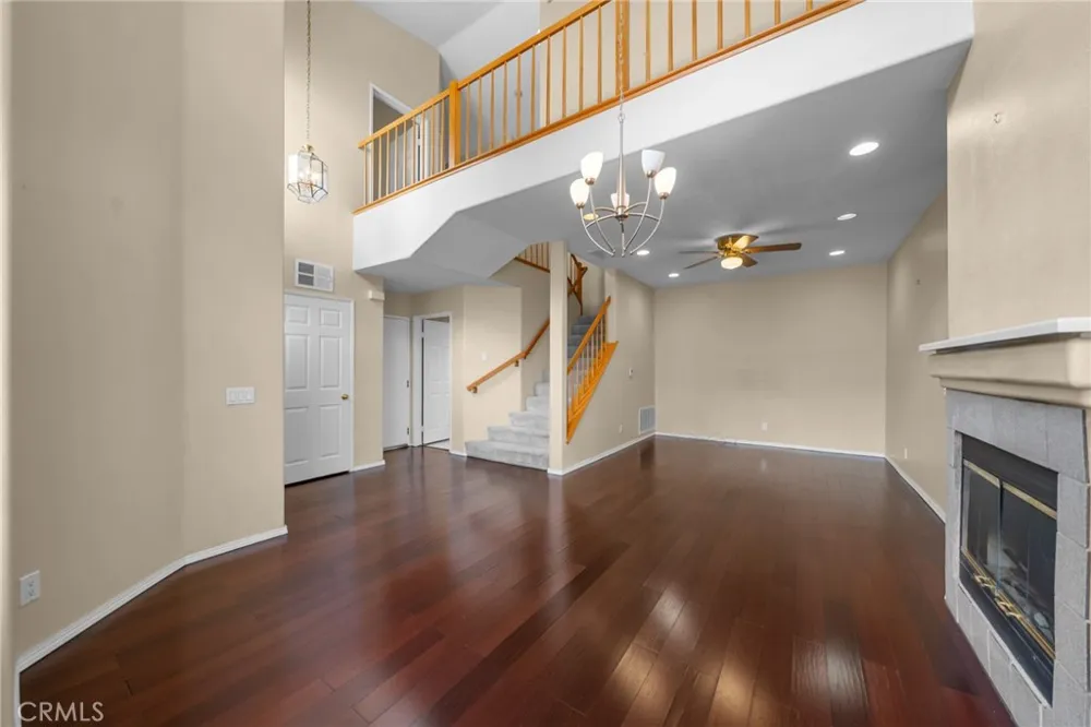 22320 Mission Circle #92 Chatsworth, CA 91311
