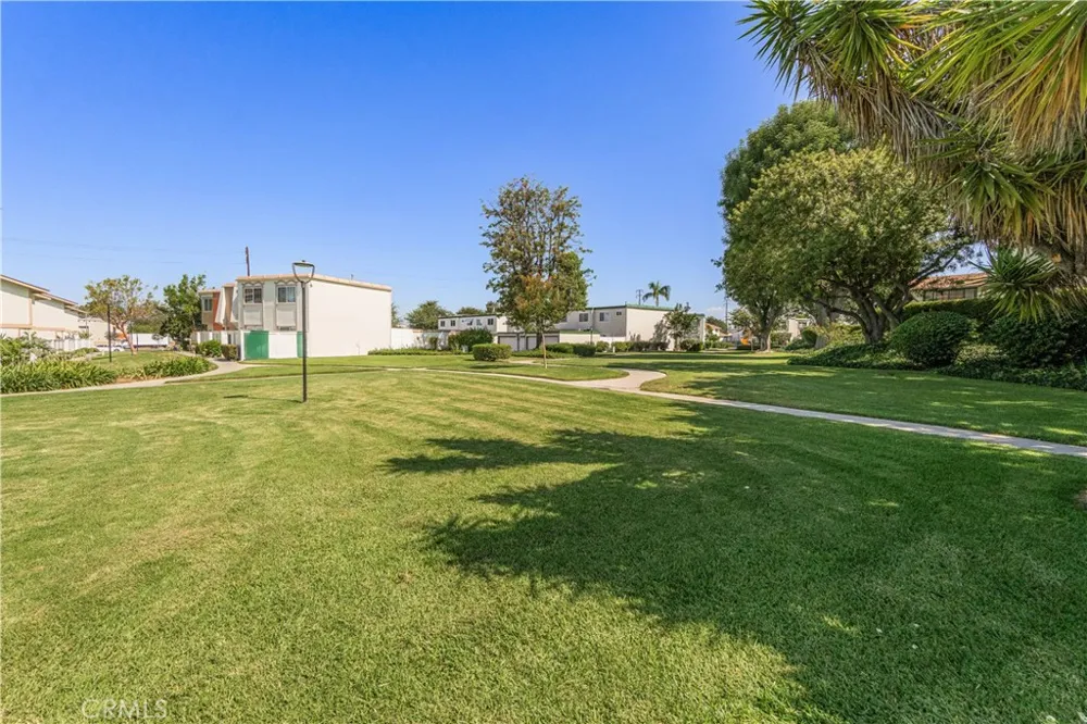 8170 Glengarry Buena Park, CA 90621