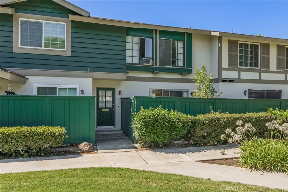 8170 Glengarry Buena Park, CA 90621