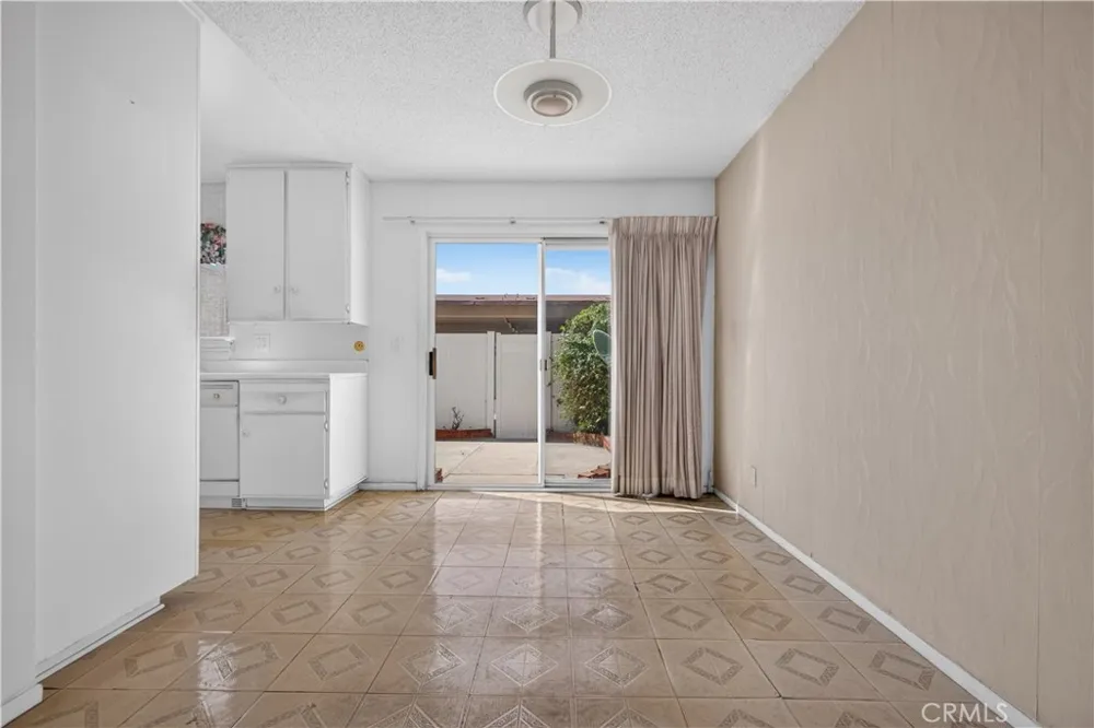 8170 Glengarry Buena Park, CA 90621