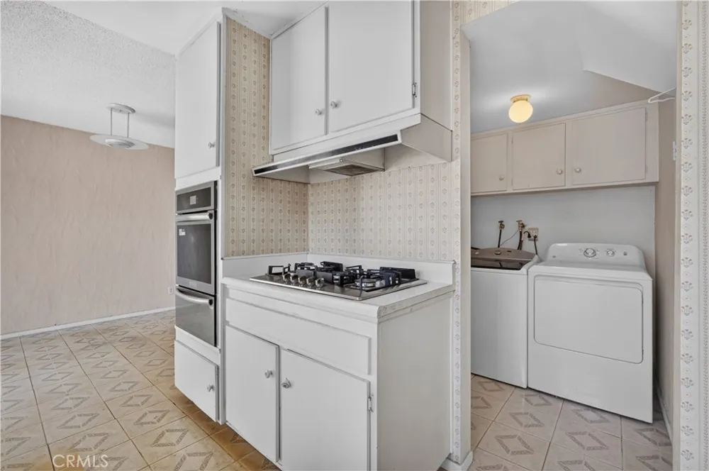 8170 Glengarry Buena Park, CA 90621