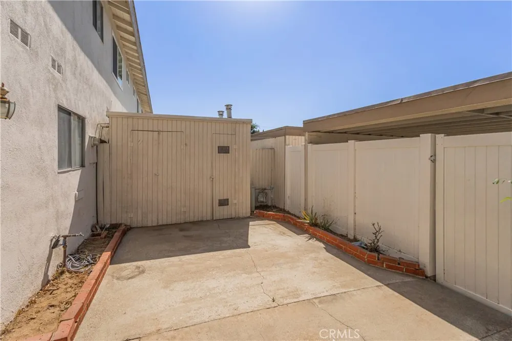 8170 Glengarry Buena Park, CA 90621