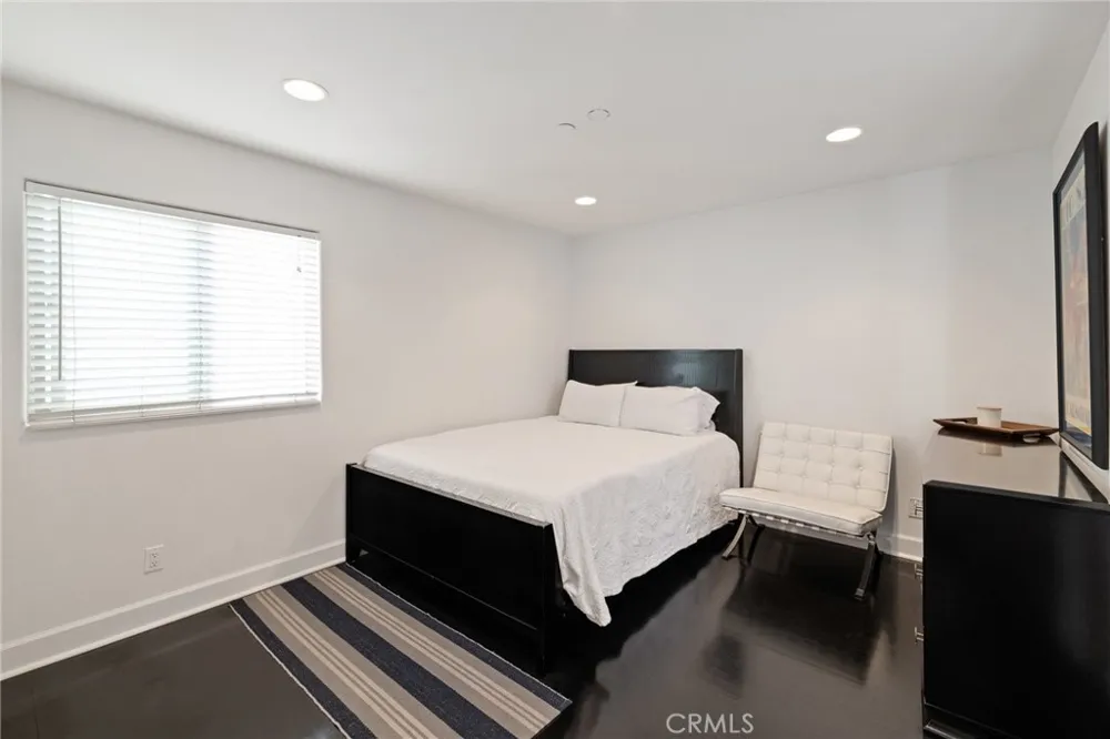 429 11th Street Hermosa Beach, CA 90254