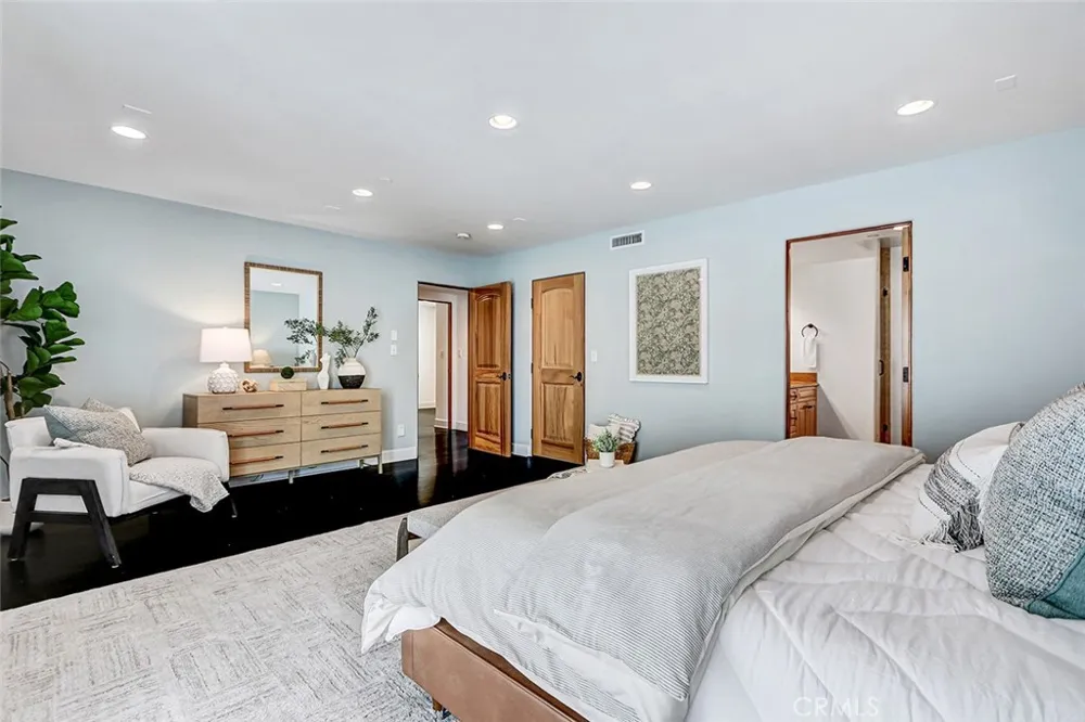 429 11th Street Hermosa Beach, CA 90254