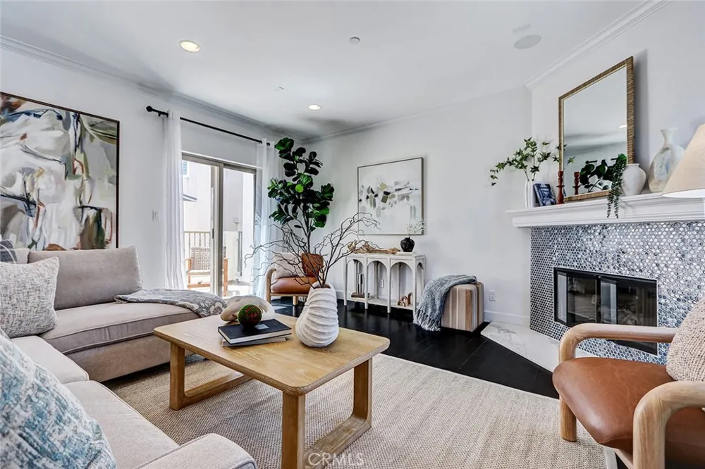 429 11th Street Hermosa Beach, CA 90254