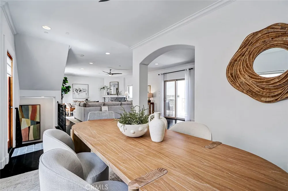 429 11th Street Hermosa Beach, CA 90254