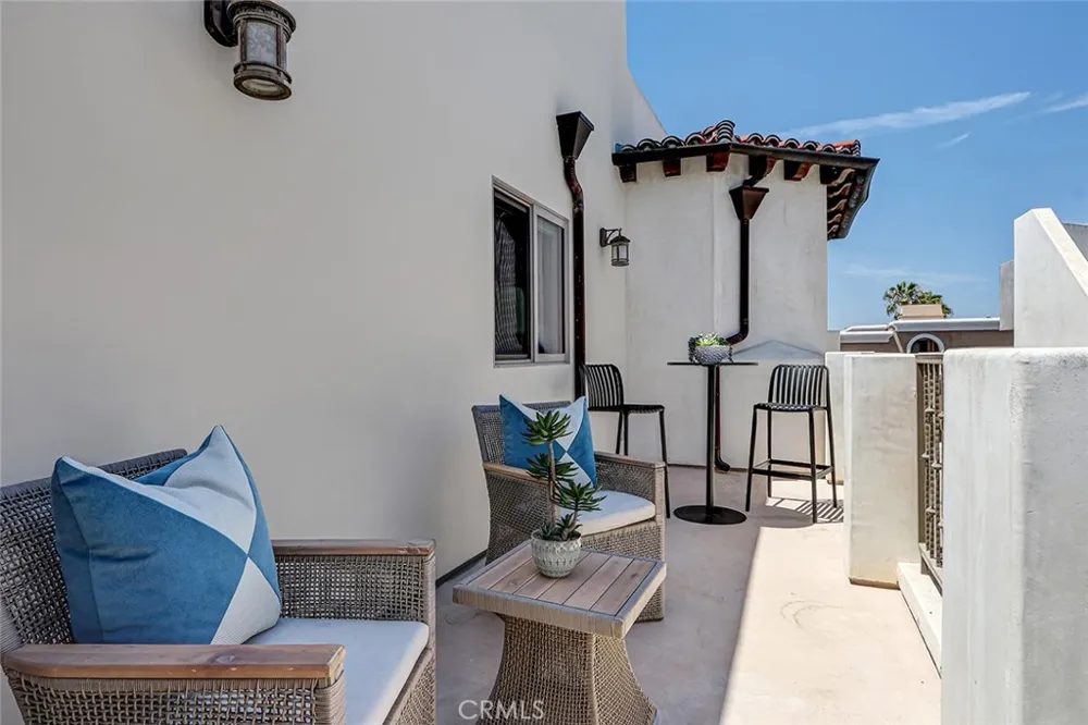 429 11th Street Hermosa Beach, CA 90254