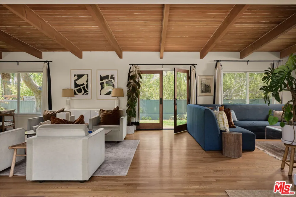 1205 Eagle Vista Drive Los Angeles, CA 90041