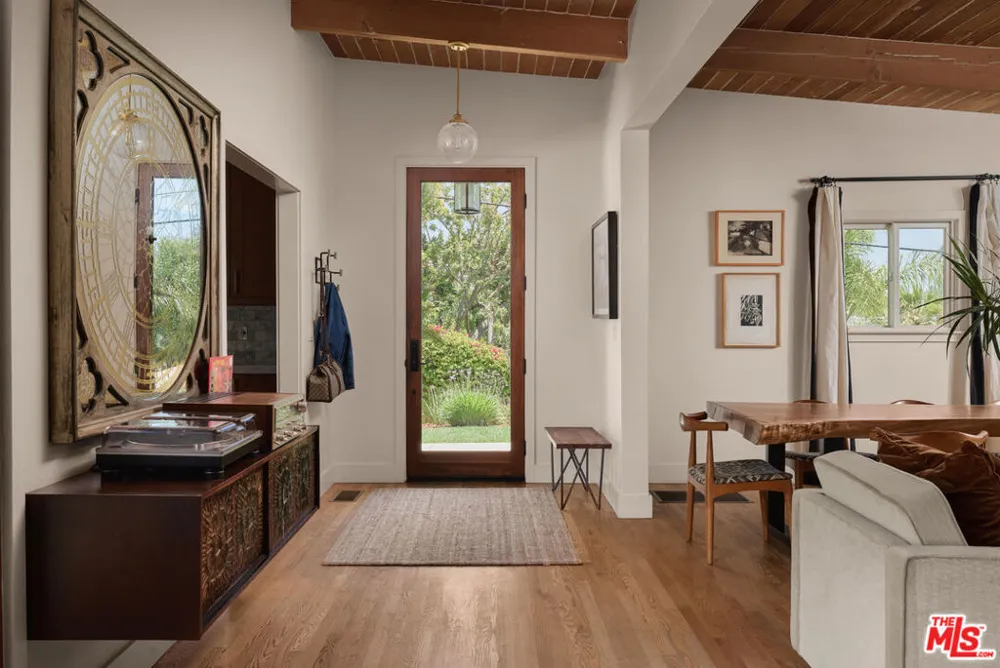 1205 Eagle Vista Drive Los Angeles, CA 90041