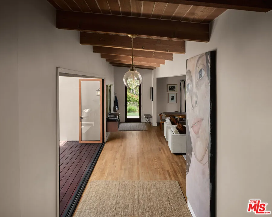 1205 Eagle Vista Drive Los Angeles, CA 90041