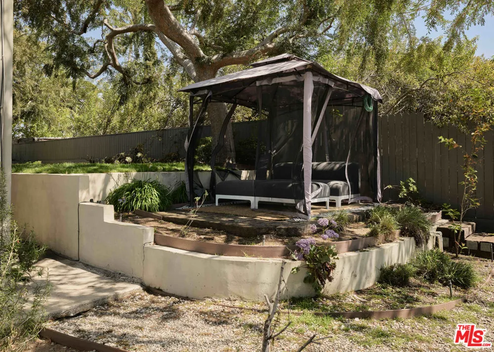 1205 Eagle Vista Drive Los Angeles, CA 90041
