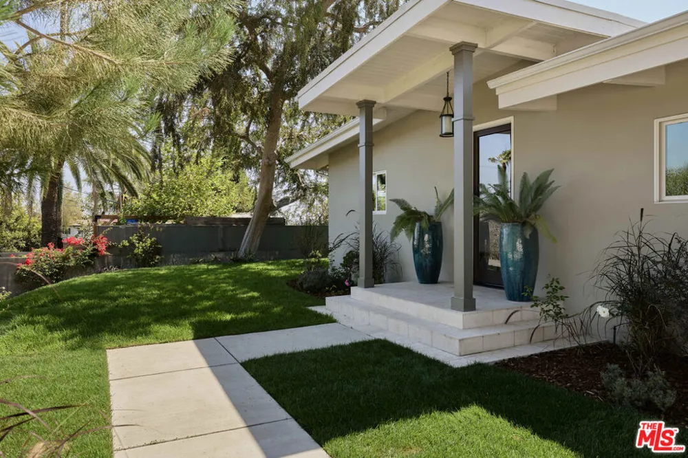 1205 Eagle Vista Drive Los Angeles, CA 90041