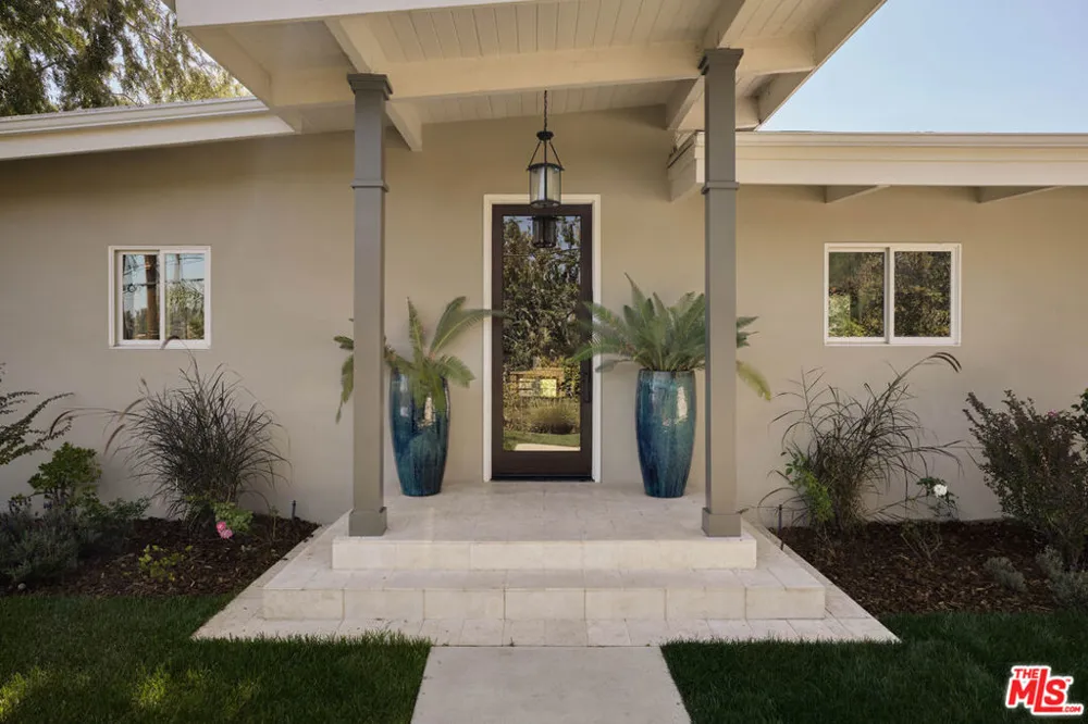 1205 Eagle Vista Drive Los Angeles, CA 90041