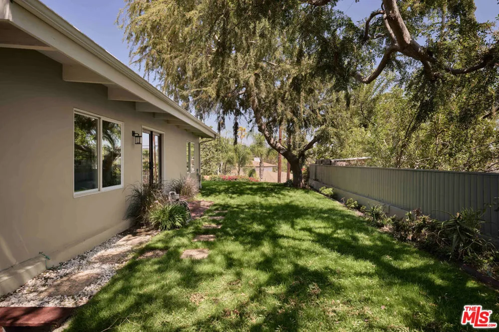 1205 Eagle Vista Drive Los Angeles, CA 90041