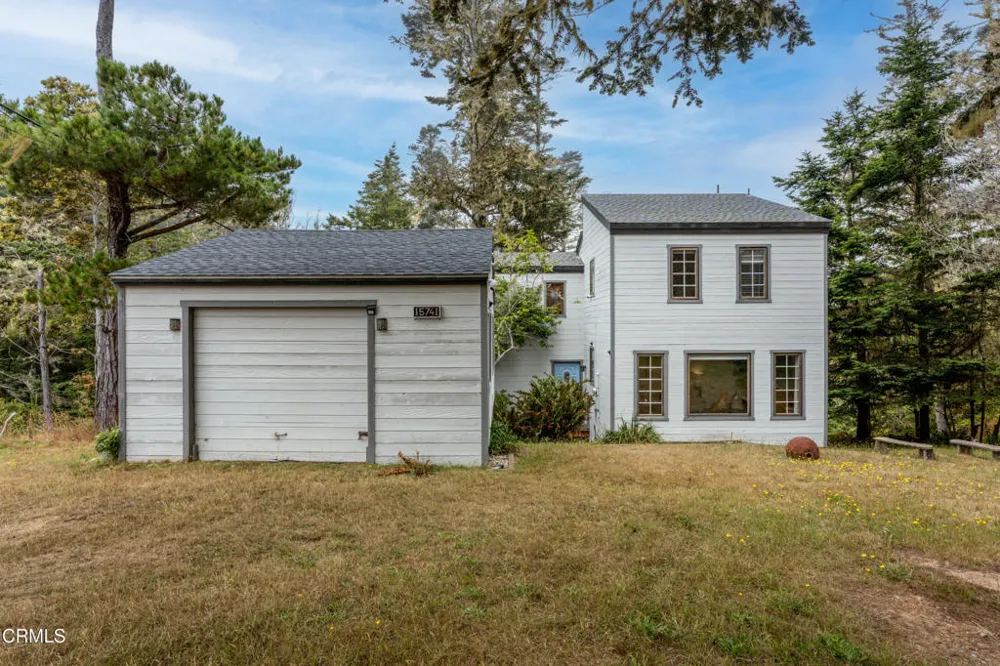 15741 Forest View Road Manchester, CA 95459