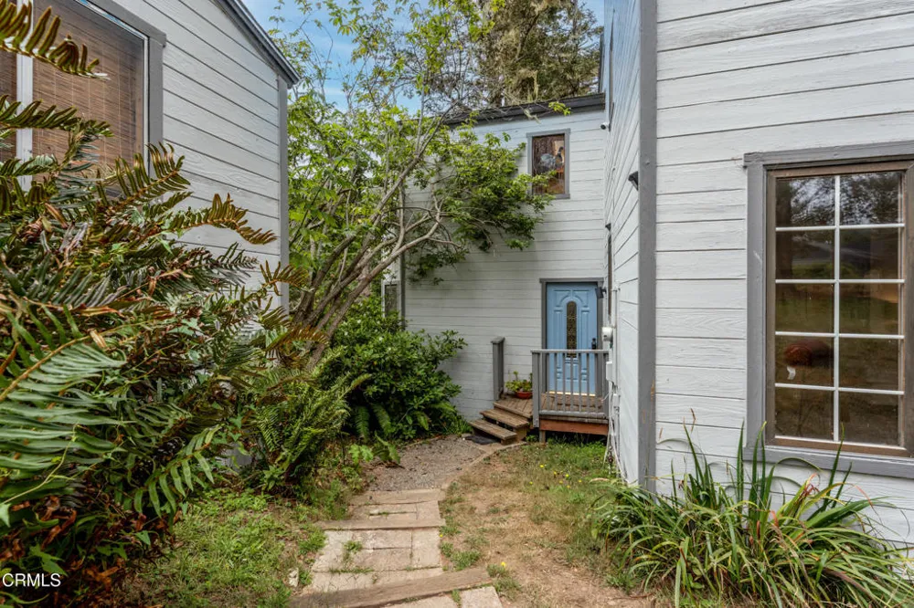15741 Forest View Road Manchester, CA 95459