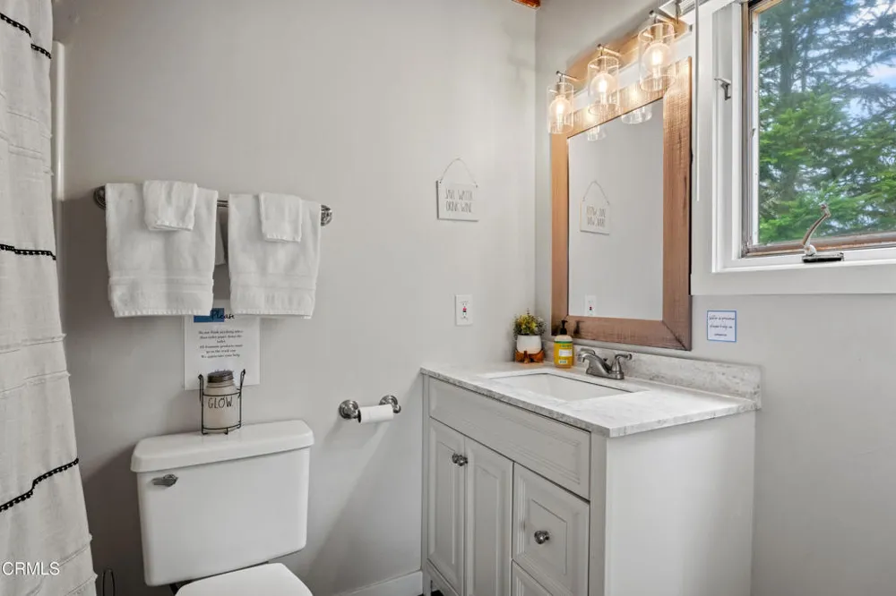 15741 Forest View Road Manchester, CA 95459