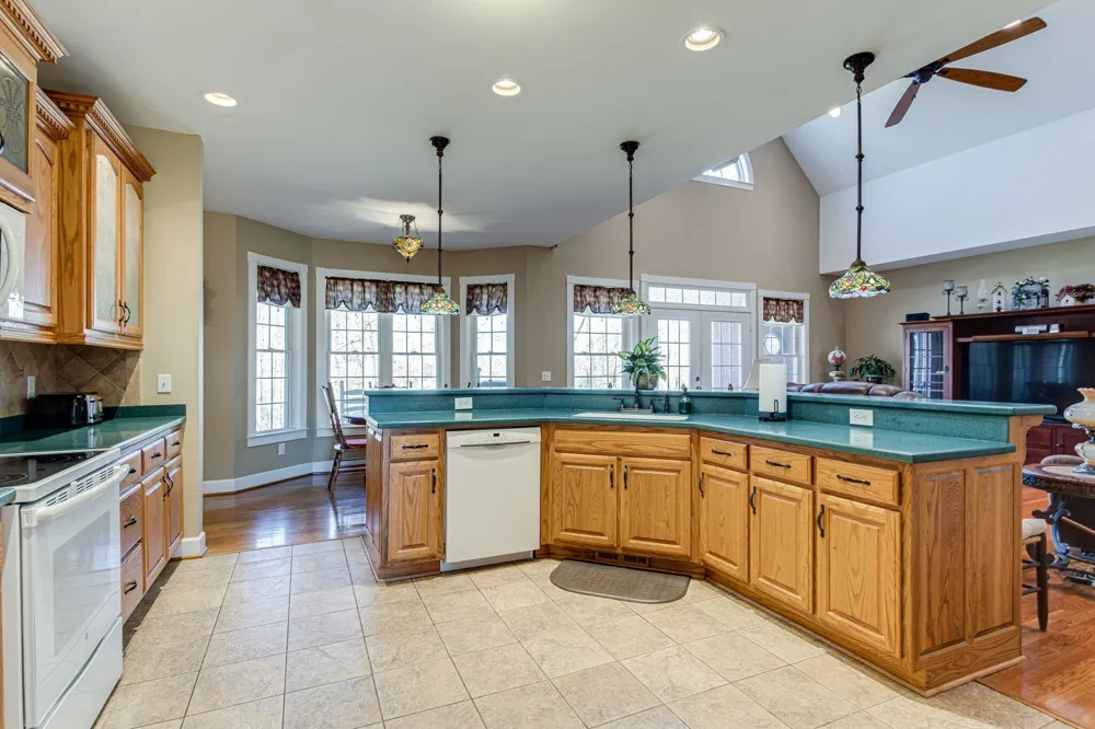 420 Shangri La Woodbury, TN 37190