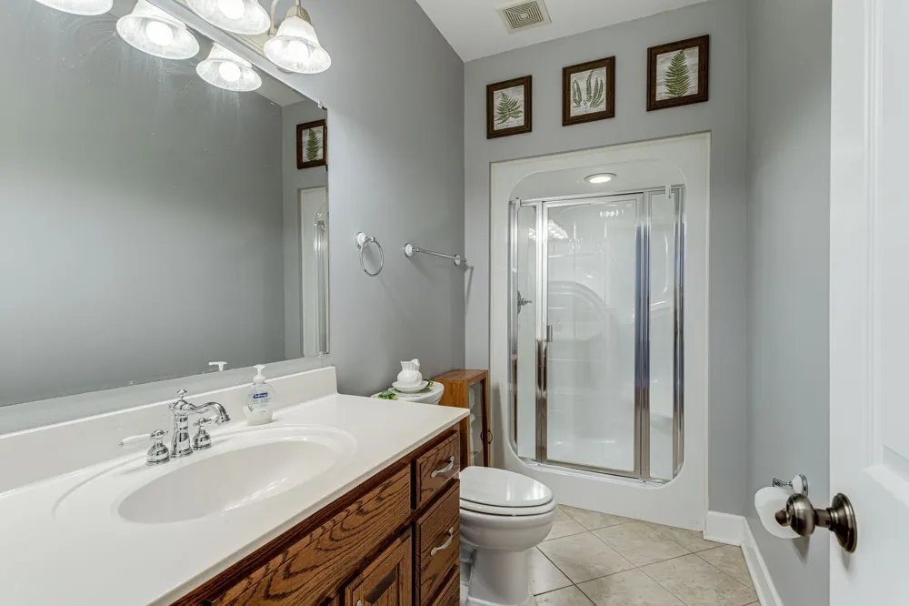 420 Shangri La Woodbury, TN 37190