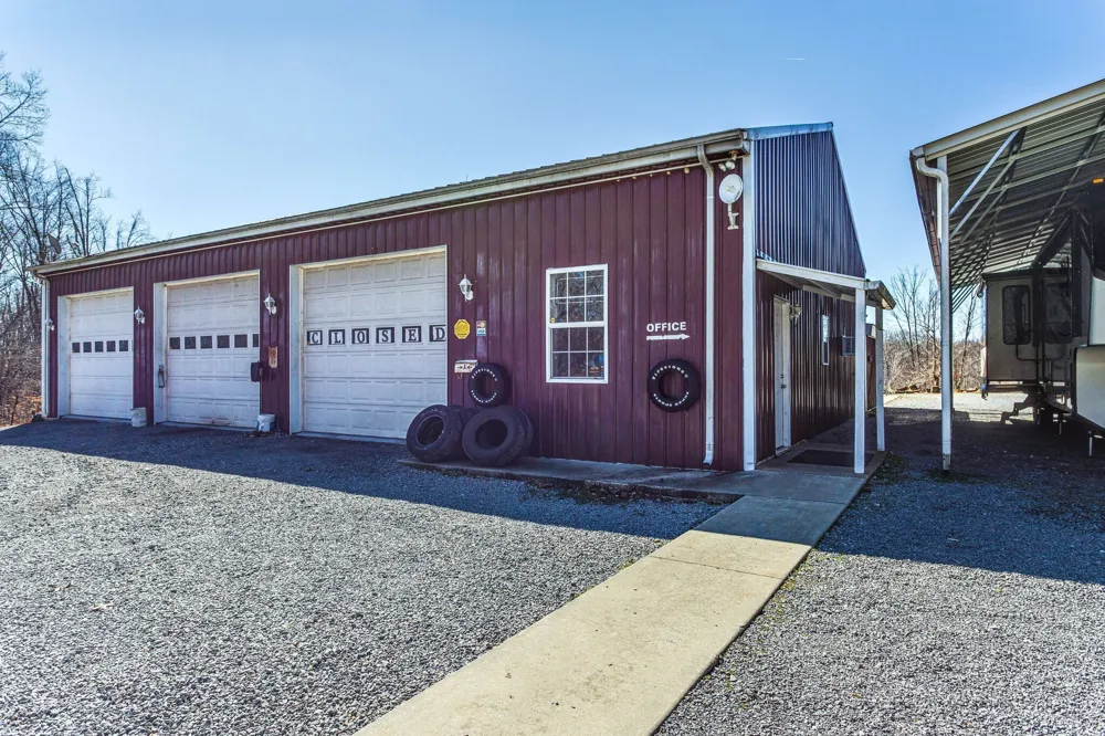 420 Shangri La Woodbury, TN 37190