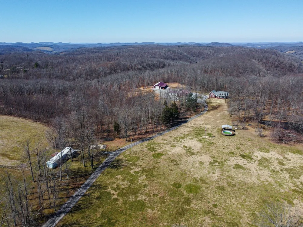 420 Shangri La Woodbury, TN 37190
