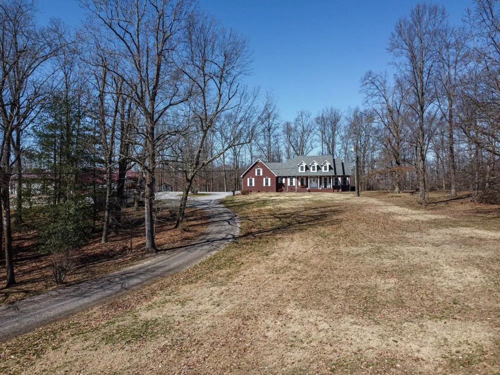 420 Shangri La Woodbury, TN 37190