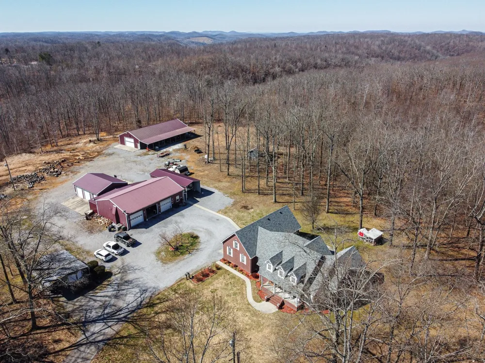 420 Shangri La Woodbury, TN 37190