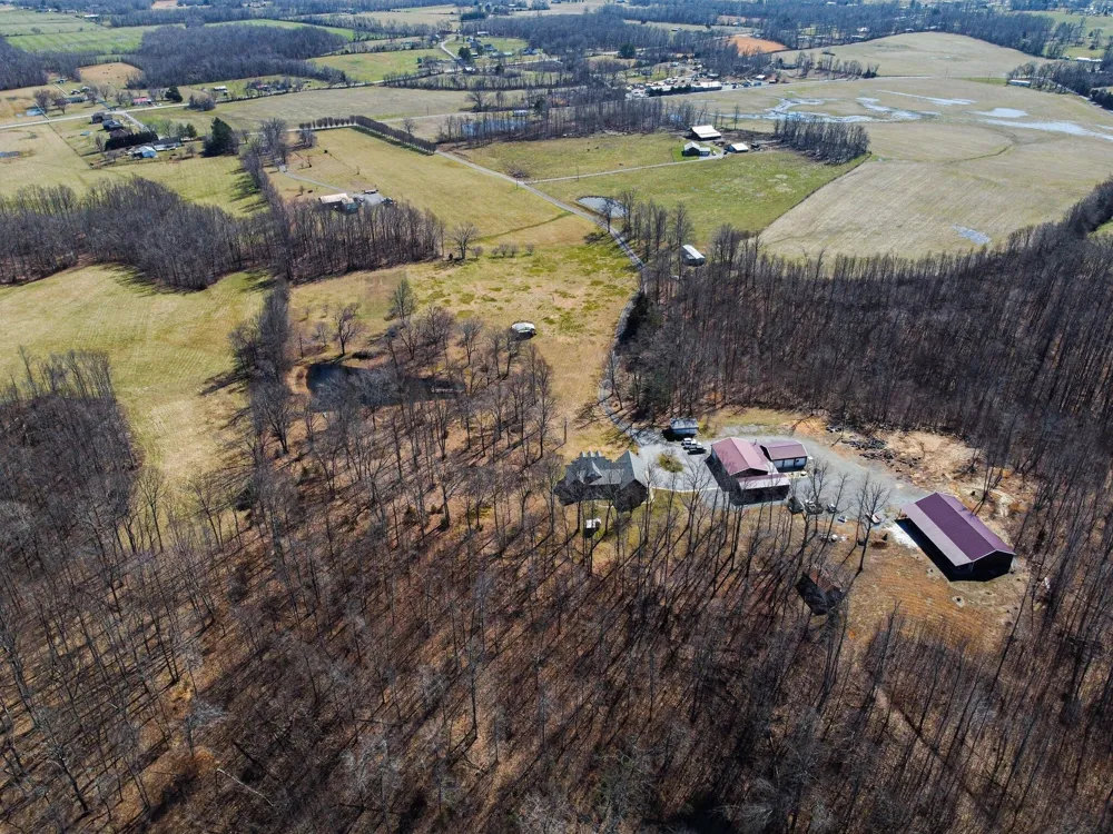 420 Shangri La Woodbury, TN 37190
