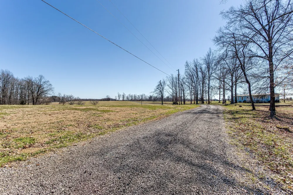 420 Shangri La Woodbury, TN 37190