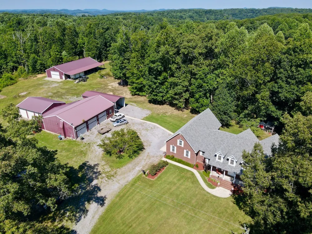 420 Shangri La Woodbury, TN 37190