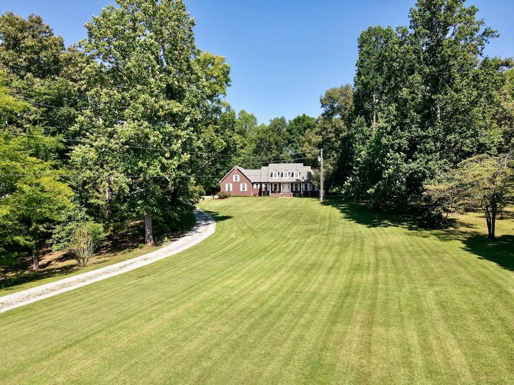 420 Shangri La Woodbury, TN 37190