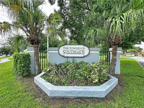 4817 NORMANDY PLACE #105