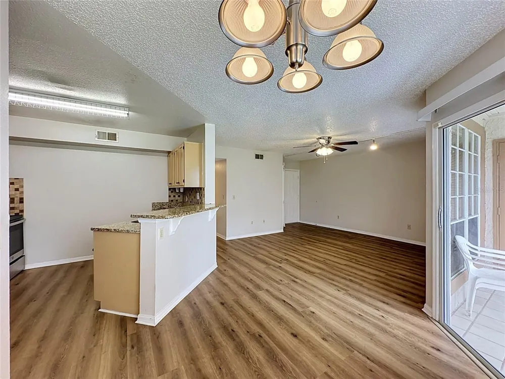 4817 NORMANDY PLACE #105 Orlando, FL 32811
