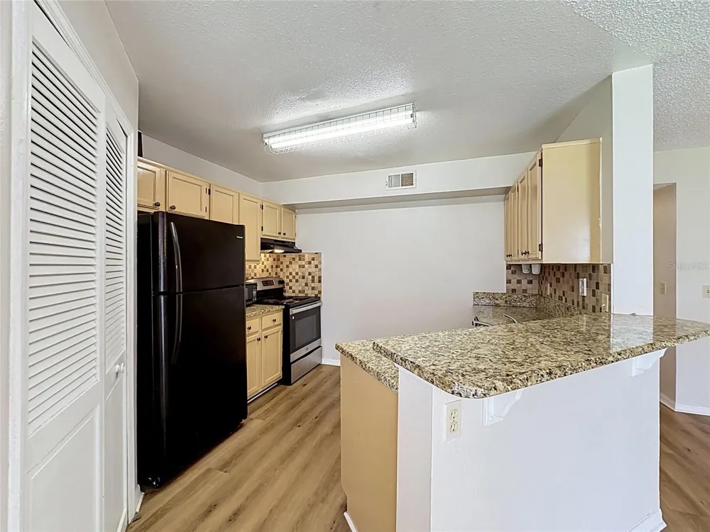4817 NORMANDY PLACE #105 Orlando, FL 32811