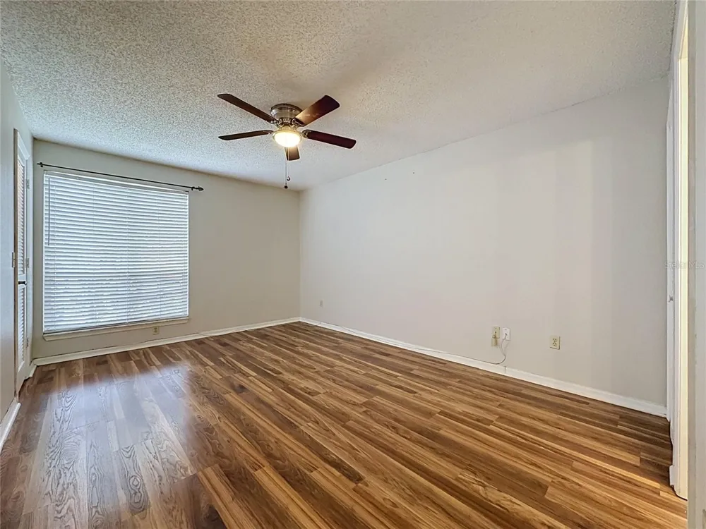 4817 NORMANDY PLACE #105 Orlando, FL 32811