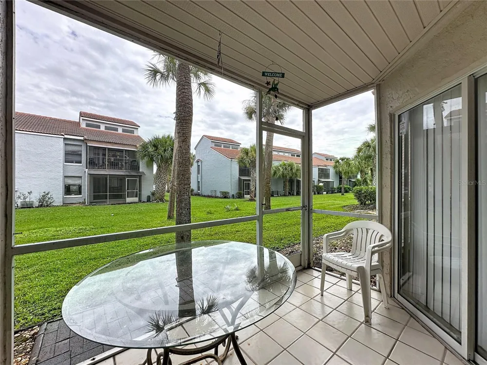 4817 NORMANDY PLACE #105 Orlando, FL 32811