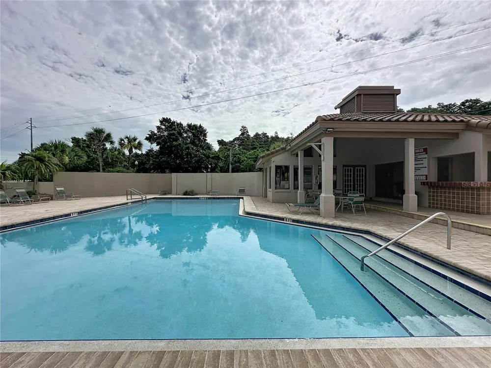 4817 NORMANDY PLACE #105 Orlando, FL 32811