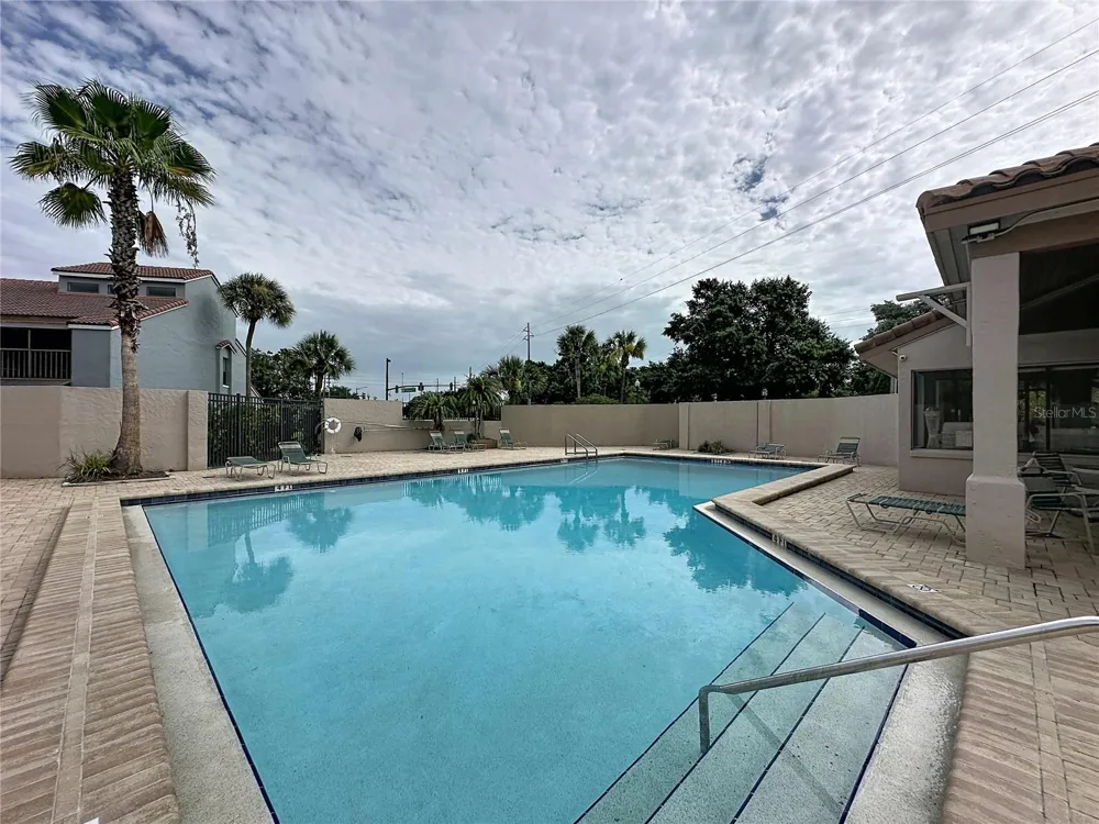 4817 NORMANDY PLACE #105 Orlando, FL 32811