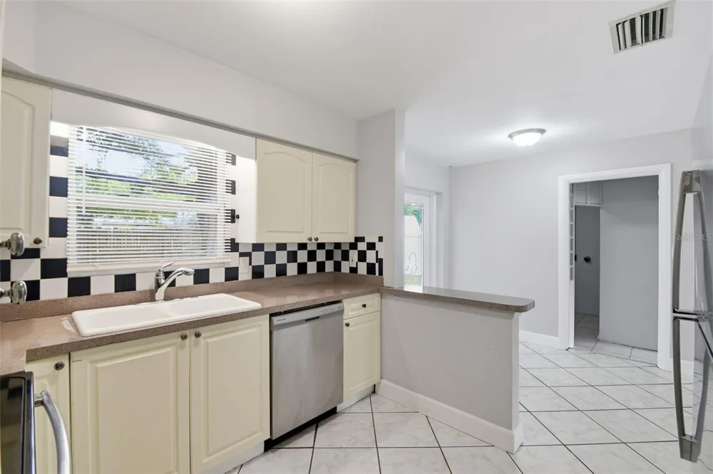 8331 55TH STREET Pinellas Park, FL 33781