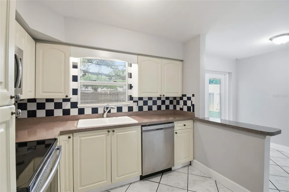 8331 55TH STREET Pinellas Park, FL 33781