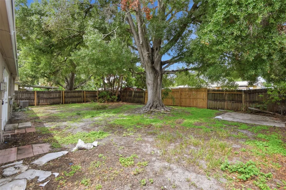 8331 55TH STREET Pinellas Park, FL 33781