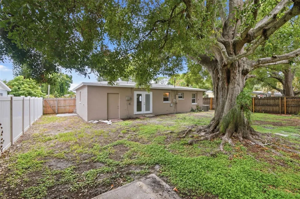 8331 55TH STREET Pinellas Park, FL 33781