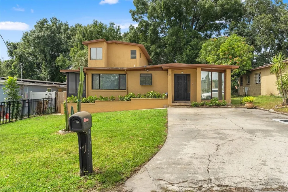 2116 W ABDELLA STREET Tampa, FL 33607