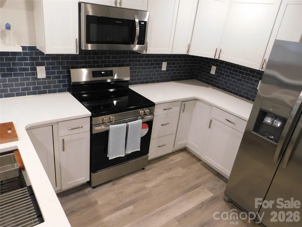 109 W Poplar Street W Stanley, NC 28164
