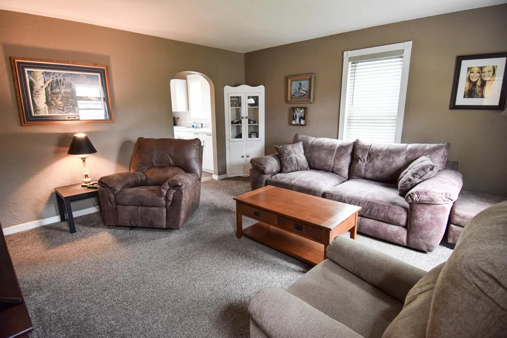 417 Kendall Avenue S Thief River Falls, MN 56701