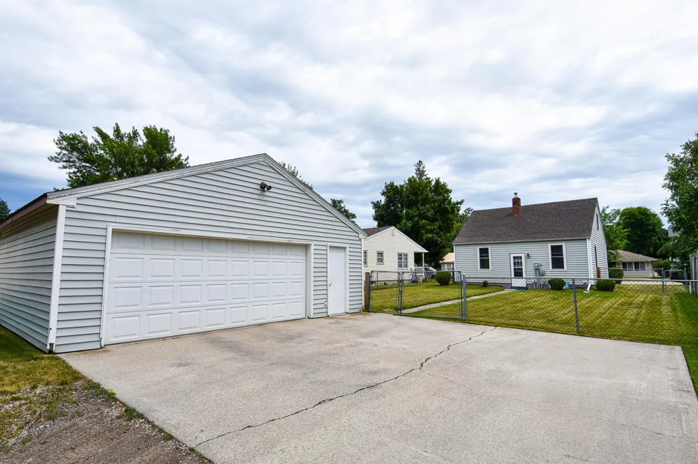 417 Kendall Avenue S Thief River Falls, MN 56701