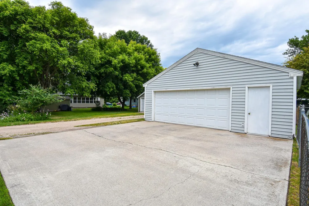 417 Kendall Avenue S Thief River Falls, MN 56701