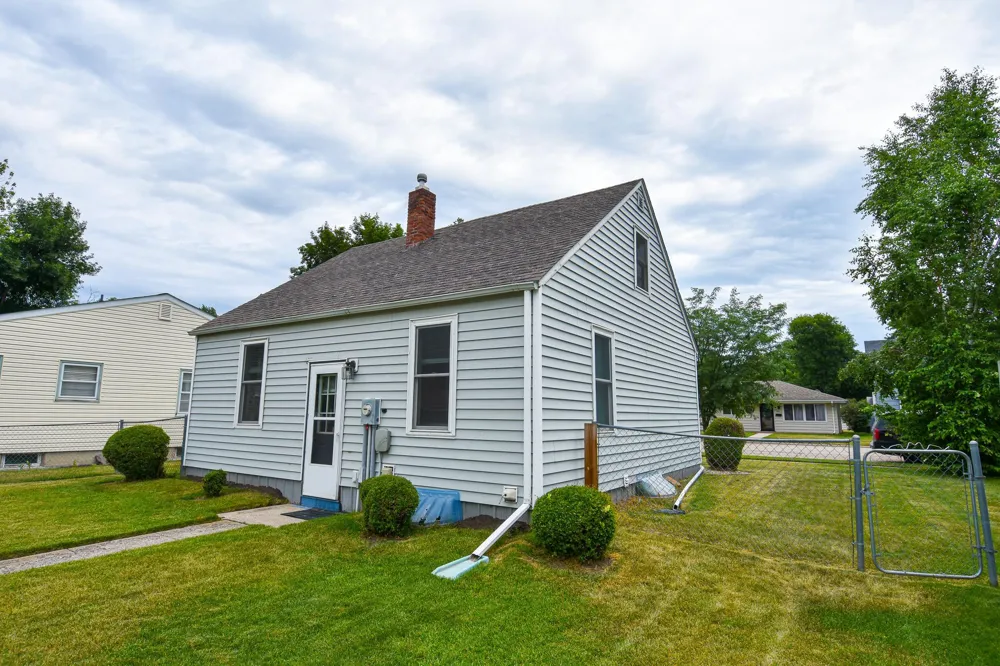 417 Kendall Avenue S Thief River Falls, MN 56701